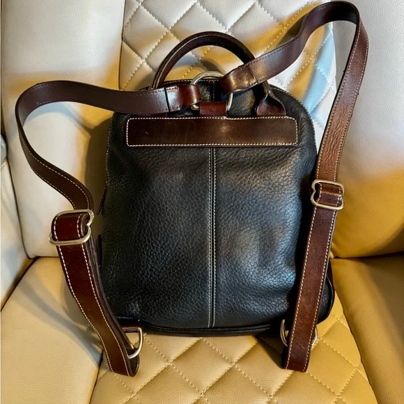 Dooney & Bourke Black Textured Pebbled Leather Bag - Picture 3 of 7